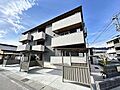 トリシア東口