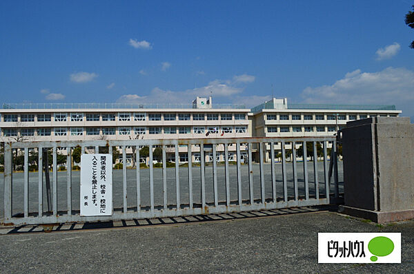 画像21:小学校「富士市立吉原小学校まで785m」