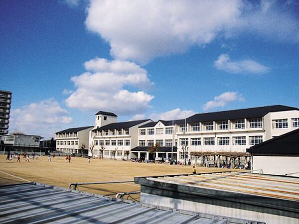 画像26:【小学校】神戸市立伊川谷小学校まで453ｍ