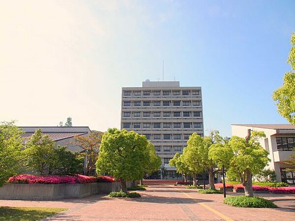 画像18:【大学】神戸市外国語大学まで594ｍ