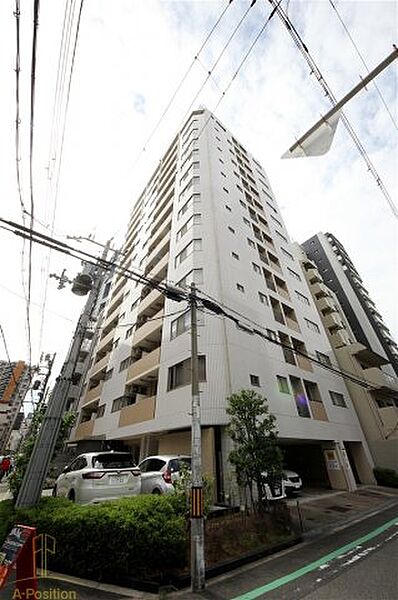 大阪府大阪市西区北堀江1丁目(賃貸マンション2LDK・8階・55.23㎡)の写真 その1