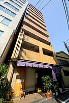 大阪府大阪市西区江戸堀1丁目23-21（賃貸マンション1DK・8階・31.82㎡） その1