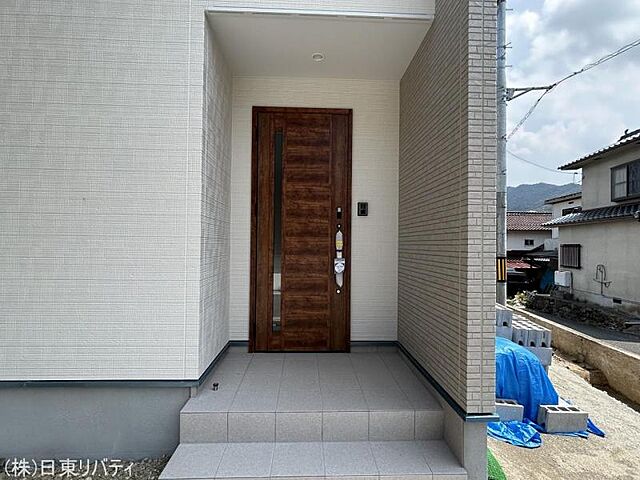 玄関 安芸郡熊野町中溝2丁目