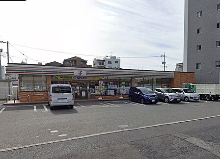 セブンイレブン 広島観音新町1丁目店？386m