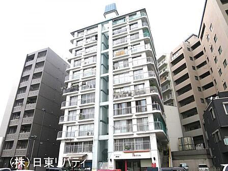 最寄り電停から徒歩4分の利便性の良い立地