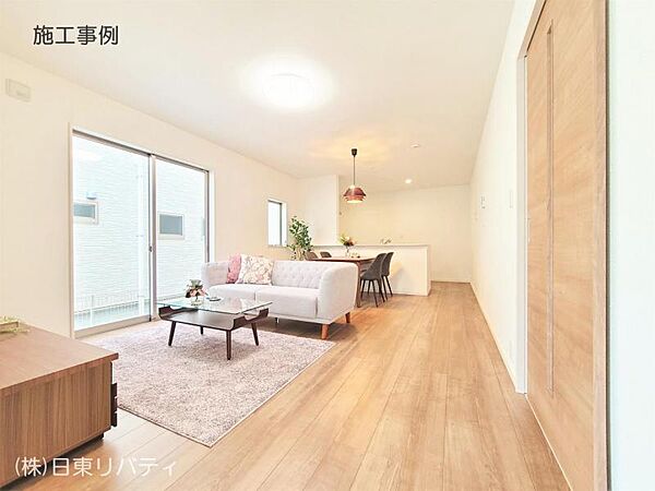 リビング/ダイニングを拡大表示