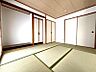 室内：やっぱり落ち着く和室もあります!!