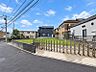 外観：閑静な住宅地に包まれた落ち着きある住環境は安心できそう！！！静かな時間がゆったり心地よく流れます！！静かで落ち着いた街並みは、長く暮らすほどに愛着が深まりそうです。周辺環境もご覧くださいませ！ 