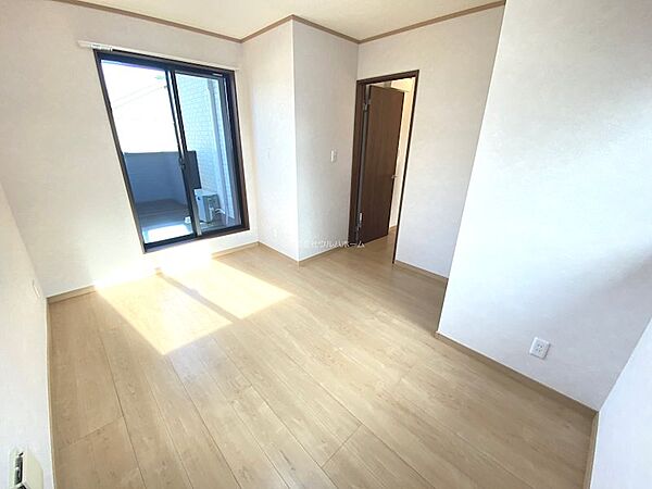 寝室を拡大表示