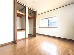 寝室の画像
