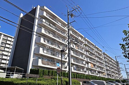 平針西住宅2号棟の外観(南西側から)