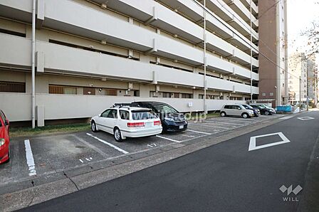 敷地内駐車場(屋外平面式)