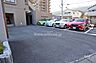 駐車場：駐車場入り口