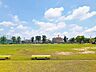 周辺：善南公園■緑いっぱいの自然に囲まれた公園です。お父さんの休日には運動用具をもってキャッチボールしたり、サッカーしたりと幅広い遊びを可能にしてくれます。 1230m