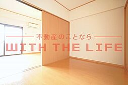 使い勝手のいい寝室です