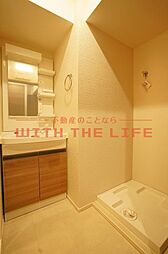 明るい洗面所です