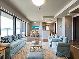 シーズンスイート志木の杜 4LDKのリビング/ダイニング