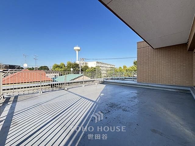 バルコニー レジデンシャルフラッツ喜多見 3階/-