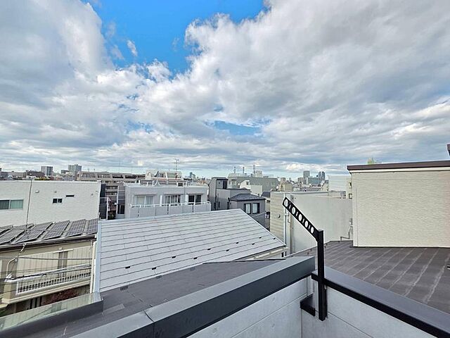 バルコニー 渋谷区幡ヶ谷3丁目