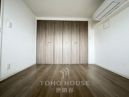 住まう方でカスタマイズしていただけるシンプルなデザインの内装。ご自身で素敵な空間を創り上げられます。