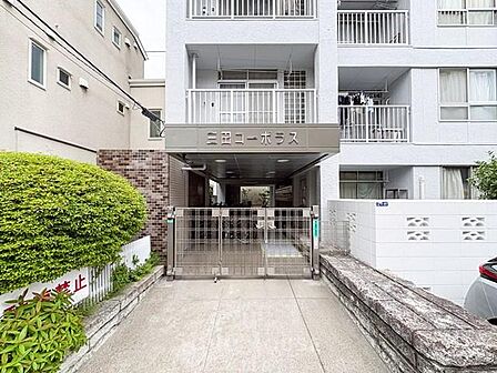 新規リノベーション物件(26年6月完工)南向き・陽当り良好です◇閑静な住宅地◇トランクルーム付き