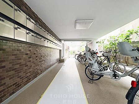 新規リノベーション物件(26年6月完工)南向き・陽当り良好です◇閑静な住宅地◇トランクルーム付き