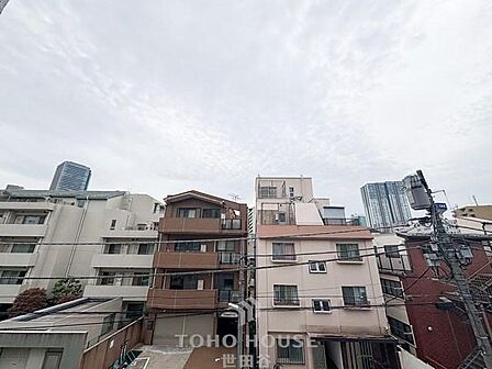新規リノベーション物件(26年6月完工)南向き・陽当り良好です◇閑静な住宅地◇トランクルーム付き