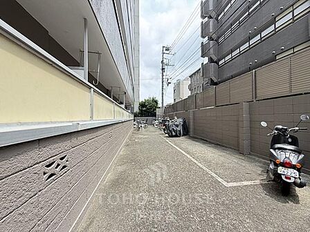 令和2年 リノベーション実施済。室内大変きれいにお使いです。南向き・陽当り良好。是非お気軽にお問い合わせください