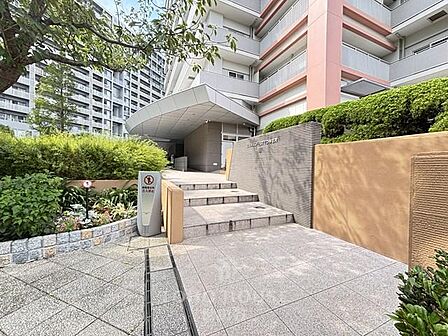 27階部分・南東向き。角部屋住戸です。是非お気軽にお問い合わせください。