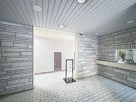 新規リノベーション物件です(26年12月完工)南向き・陽当り、眺望良好。是非お気軽にお問い合わせください。