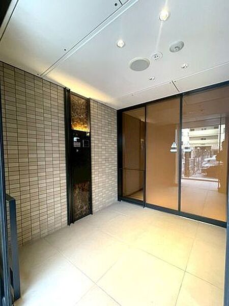 エントランスを拡大表示