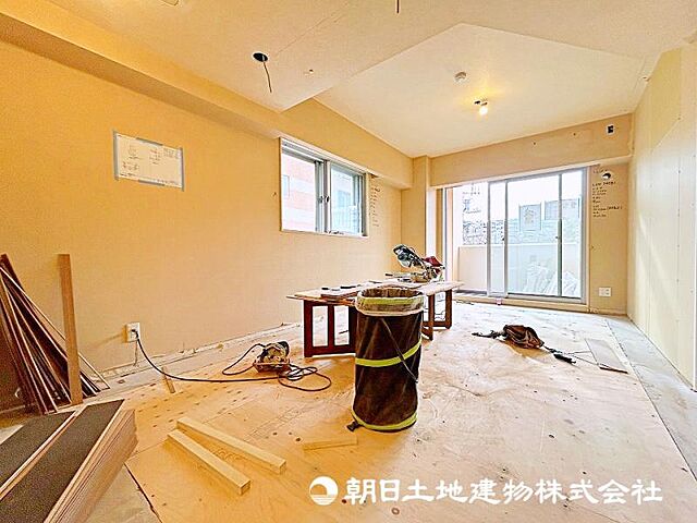 リビング/ダイニング 小田急コアロード新百合ヶ丘南壱番館 3階/-