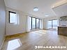 リビング/ダイニング：最上階且つ角部屋で日当たり・眺望が良好です！是非ご体感してみて下さい！