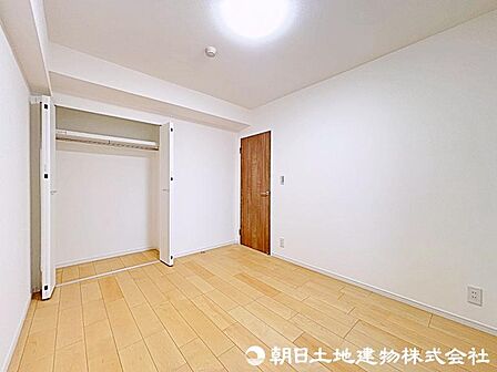 各居室にクローゼットを完備していますので、家具の買い足しを抑えられるメリットも!