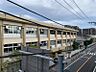 周辺：然豊かな環境の中で、心豊かでたくましい子どもを育む教育に取り組んでいる学校です。生徒一人ひとりの力を発揮できる地域とともにある学校です。