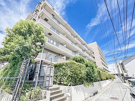 【外観】気密性や断熱性が戸建てよりも高く、維持管理もしやすいのがマンションならではの特徴です