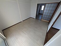 サンハイツ南浜 303 3階2LDKの室内