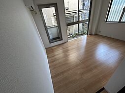 アトラスカーロ弐番館 1階1DKの寝室