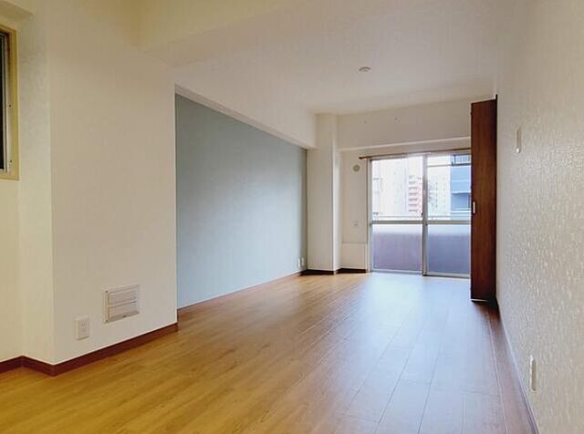 リビング/ダイニング 平野ビル 5階/-