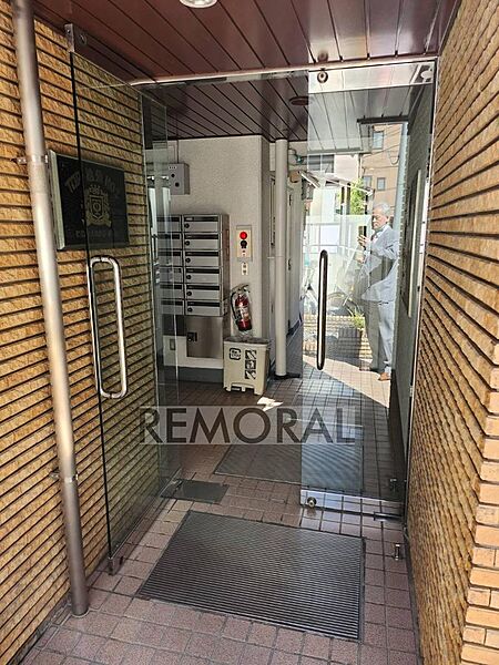 エントランスを拡大表示