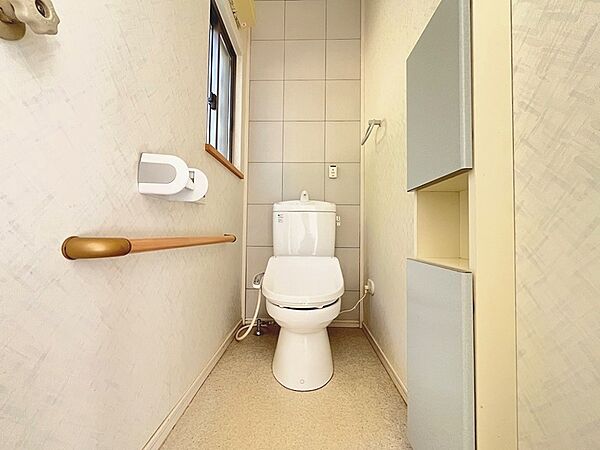 トイレを拡大表示