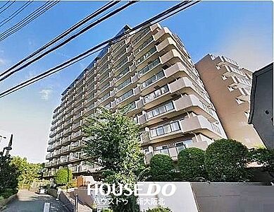 外観：■総戸数157戸の大規模マンション！■11階建て、8階の南向きで陽当たりの良いお部屋です♪