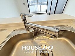 ■キッチン水栓は浄水器一体型です！■定期的にお水を購入する手間や費用を省くことができ経済的です！