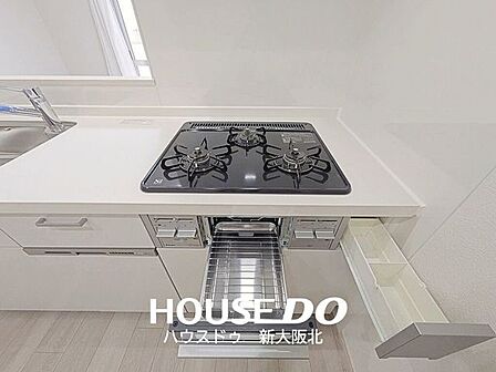 ■お料理しやすい3口コンロ!一度に3品作れるので、毎日のお料理も捗りますね!