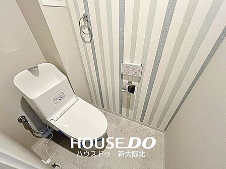■嬉しいウォシュレット機能付きトイレ！■トイレットペーパー使う量が減らせるので、節約になるとともにデリケートなお肌にも優しい機能です！