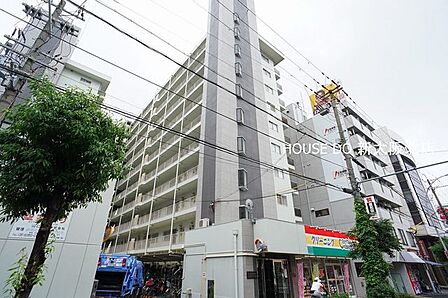 ■阪急宝塚線「三国」駅から徒歩4分！■駅周辺にはスーパーやドラッグストア、飲食店などがあり生活環境も充実しています！■この物件が気になった方はお気に入り登録をお忘れなく！