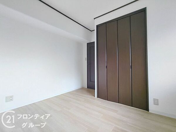 洋室を拡大表示