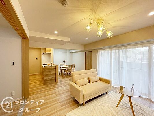 リビング/ダイニング サンシティ桂坂ロイヤル参番館　中古マンション 4階/-