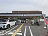 周辺：セブンイレブン京都上桂前田町店 徒歩8分。 570m