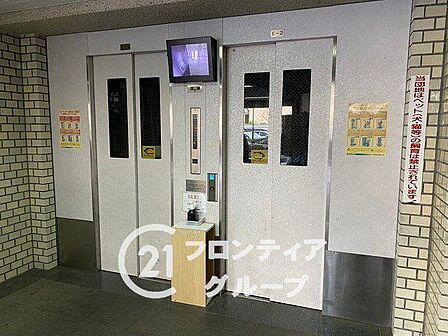 清掃の行き届いた共用部は、住まう方々の意識の高さが伺える素敵な空間ですね！細かな部分までこだわりを感じる設計が、マンションライフの満足度をさらに高めてくれそうですね！